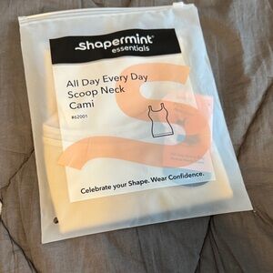 Shapermint Essentials All Day Scoop Neck Cami in Cream